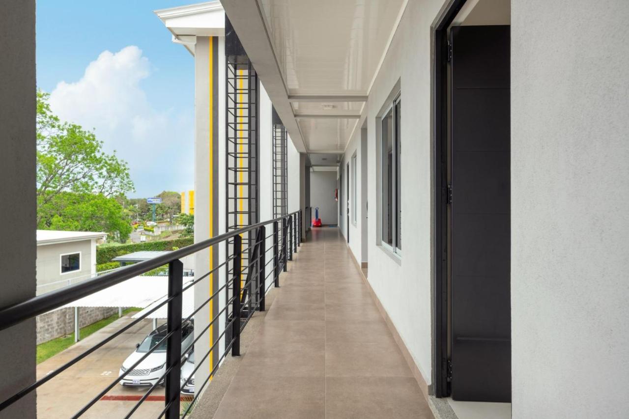 Boulevard Park Apto #27 - 2Bdrm - Selena Segura Эредия Экстерьер фото